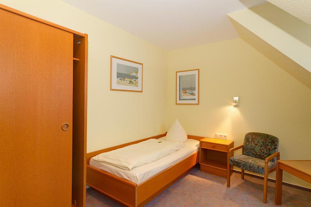 Hotel Tilman Munnerstadt Экстерьер фото